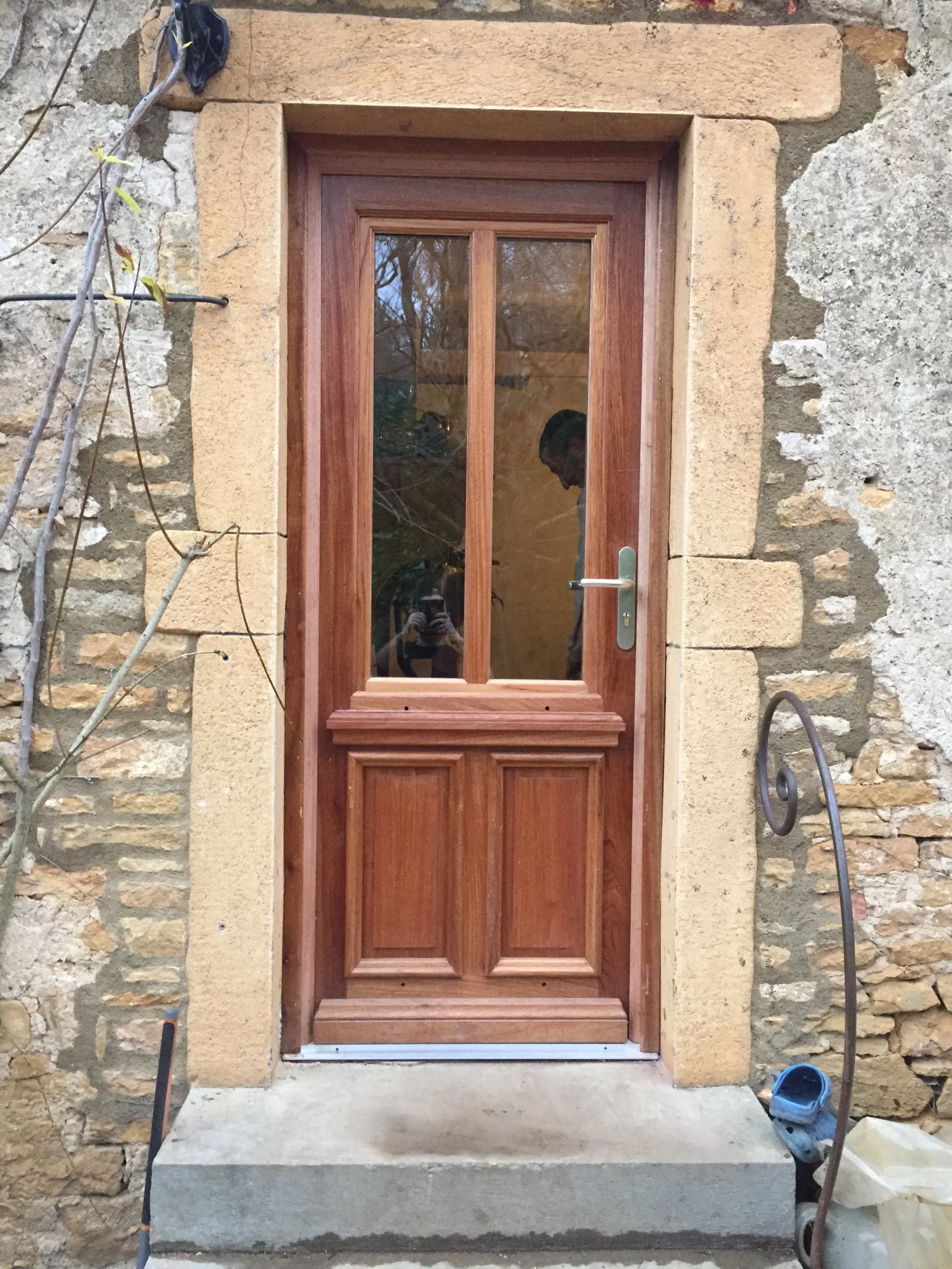 Porte en bois et vitre à Saint Germain